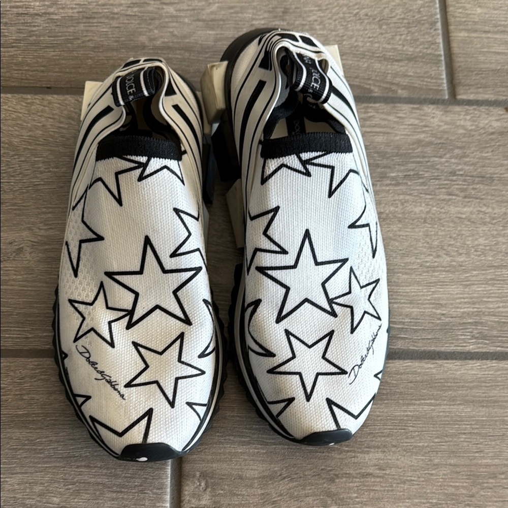 Star Pattern Slip-On Sneakers - Black & White